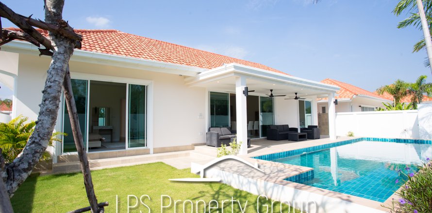 Villa in Hua Hin, Thailand 3 bedrooms № 168489