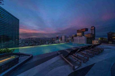 Condo in Bangkok, Thailand, 2 bedrooms  № 183736 - photo 2