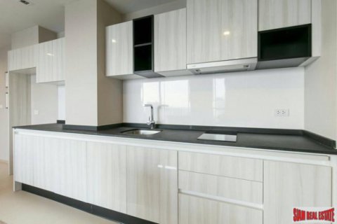 Duplex in Bangkok, Thailand 1 bedroom № 193826 - photo 3