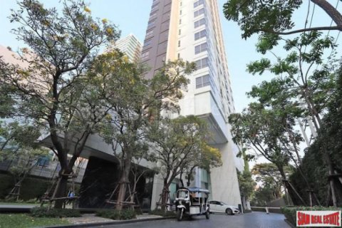 Duplex in Bangkok, Thailand 1 bedroom № 193826 - photo 1