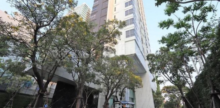 Duplex in Bangkok, Thailand 1 bedroom № 193826
