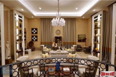 Apartment in Bangkok, Thailand 2 bedrooms № 193825 - photo 4