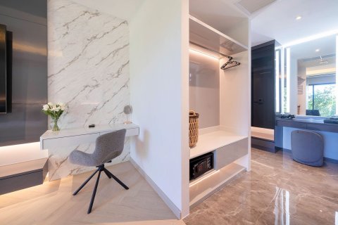 Villa in Kathu, Thailand 5 bedrooms № 136673 - photo 28