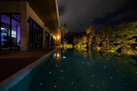 Villa in Kathu, Thailand 5 bedrooms № 136673 - photo 4