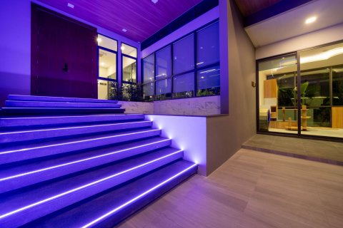 Villa in Kathu, Thailand 5 bedrooms № 136673 - photo 11