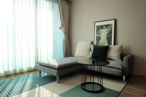 Condo in Watthana, Bangkok, Thailand, 2 bedrooms  № 136712 - photo 1