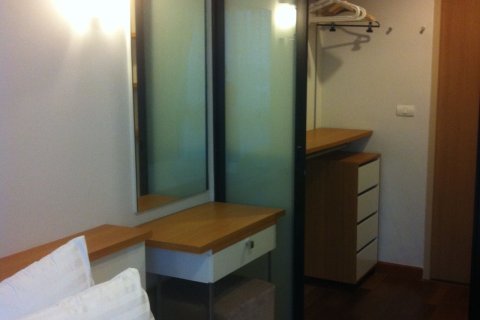 Studio dans le Condo à Watthana, Bangkok, Thaïlande  № 163015