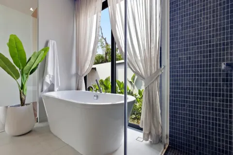 House in Bang Tao, Thailand 3 bedrooms № 177834 - photo 28