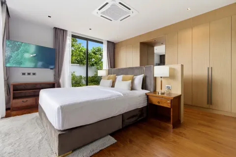 House in Bang Tao, Thailand 3 bedrooms № 177834 - photo 16