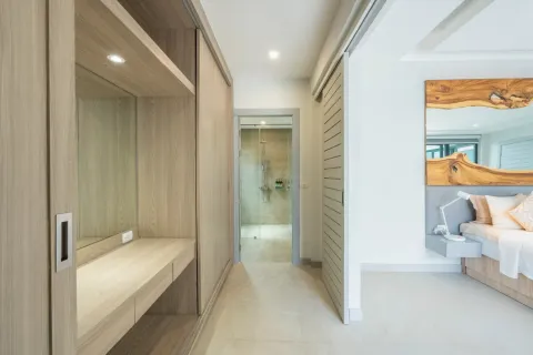 House on Layan Beach, Thailand 4 bedrooms № 177833 - photo 14