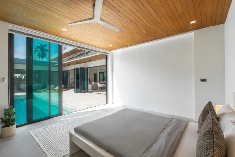 House on Layan Beach, Thailand 4 bedrooms № 177833 - photo 10