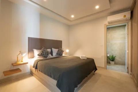 House on Layan Beach, Thailand 4 bedrooms № 177833 - photo 7