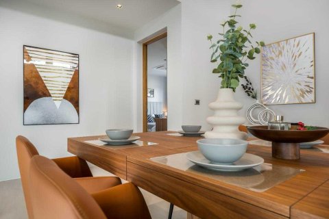 House in Bang Tao, Thailand 3 bedrooms № 177832 - photo 13