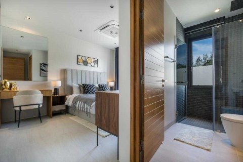 House in Bang Tao, Thailand 3 bedrooms № 177835 - photo 16
