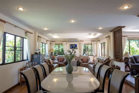 House in Chiang Mai, Thailand 4 bedrooms № 121886 - photo 8