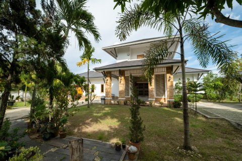 House in Chiang Mai, Thailand 3 bedrooms № 121881 - photo 1