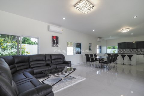 Дом в Банг Ламунге, Таиланд с 3 спальнями  № 74386 - фото 4