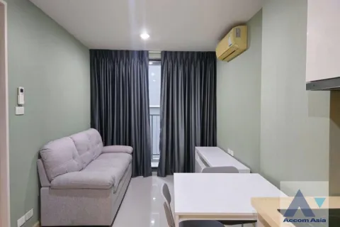Condo à Phra Khanong, Bangkok, Thaïlande, 1 chambre  № 218734