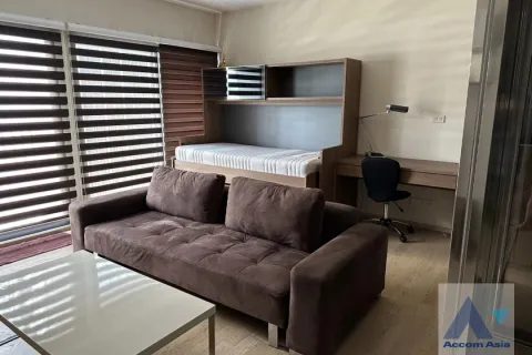 Condominio de 1 dormitorio en Khlong Toei, Bangkok, Tailandia № 218732