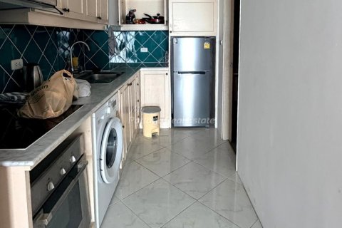 Студия в кондо в Паттайе, Таиланд № 172598 - фото 5