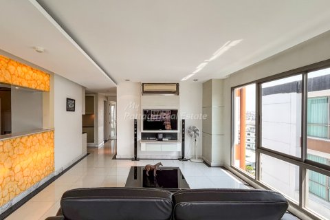 Condo à Bang Lamung, Thaïlande, 2 chambres  № 172599 - photo 3