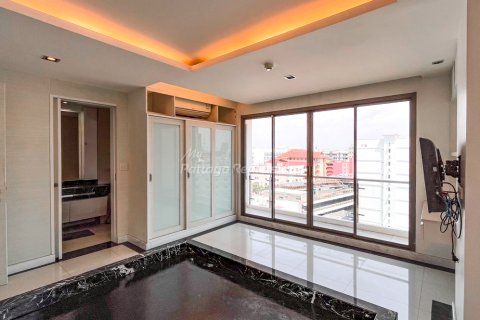 Condo à Bang Lamung, Thaïlande, 2 chambres  № 172599 - photo 24