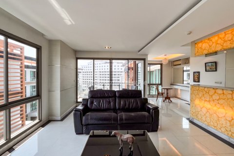 Condo à Bang Lamung, Thaïlande, 2 chambres  № 172599 - photo 4