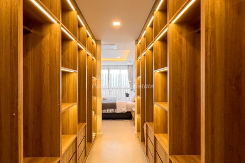 Condo in Pattaya, Thailand, 3 bedrooms  № 172603 - photo 22