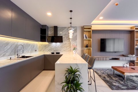 Condo in Pattaya, Thailand, 3 bedrooms  № 172603