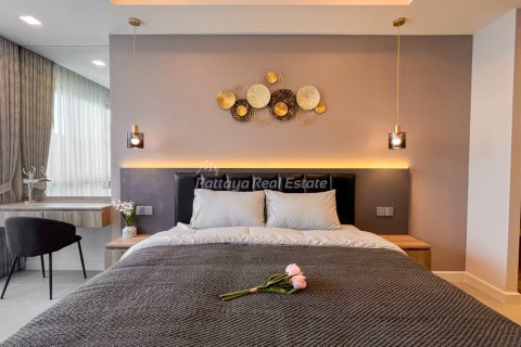 Condo in Pattaya, Thailand, 3 bedrooms  № 172603 - photo 18