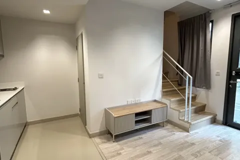 Студия в кондо в Хуай Кванге, Бангкок, Таиланд № 167291 - фото 2