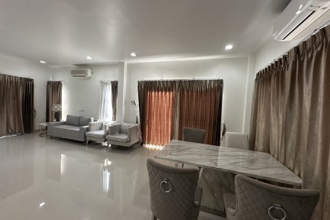 Maison à San Sai, Thaïlande 4 chambres № 167296 - photo 3