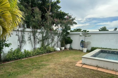 Вилла в Паттайе, Таиланд с 3 спальнями № 167295 - фото 23