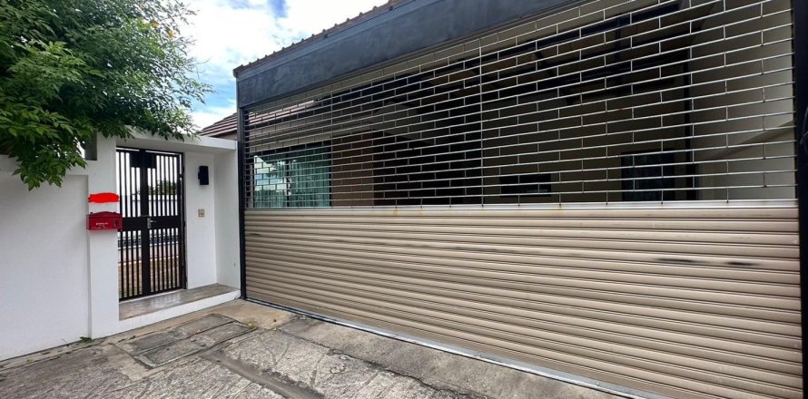 Вилла в Паттайе, Таиланд с 3 спальнями № 167295