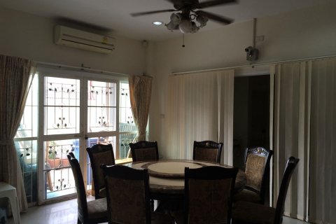 Дом в Лат Пхрау, Бангкок, Таиланд с 7 спальнями  № 155828 - фото 6