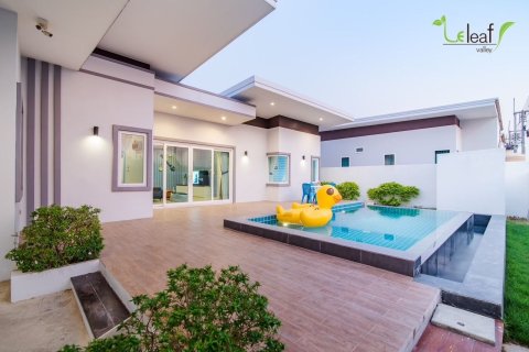 Вилла в Хуа Хине, Таиланд с 3 спальнями  № 155833 - фото 9