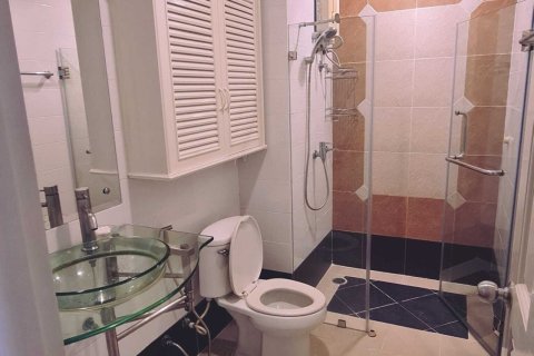 Studio dans le Condo à Chatuchak, Bangkok, Thaïlande  № 154467 - photo 6