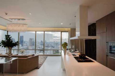 Duplex in Pathum Wan, Bangkok, Thailand 2 bedrooms № 154468 - photo 4