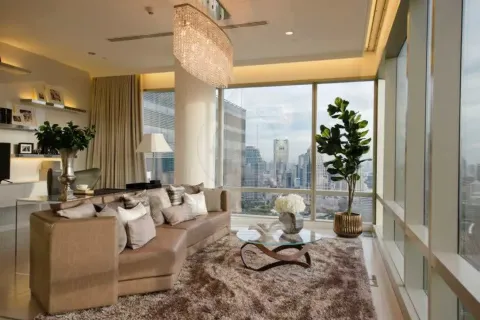 Duplex in Pathum Wan, Bangkok, Thailand 2 bedrooms № 154468 - photo 2