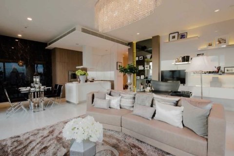 Duplex in Pathum Wan, Bangkok, Thailand 2 bedrooms № 154468 - photo 5