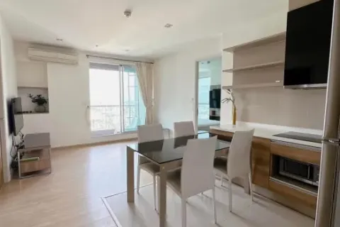 Condo in Khlong Toei, Bangkok, Thailand, 2 bedrooms  № 217103
