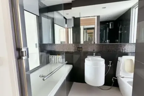 Eigentumswohnung in Khlong Toei, Bangkok, Thailand, 2 Schlafzimmer № 217103 - Foto 7