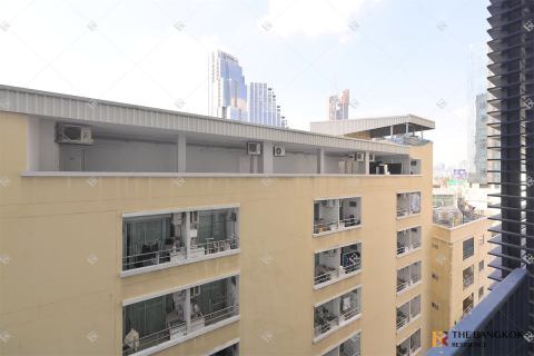 Condo in Bangkok, Thailand, 1 bedroom № 185039 - photo 2