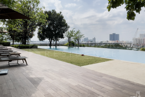 Condo in Bangkok, Thailand, 2 bedrooms № 185041 - photo 3