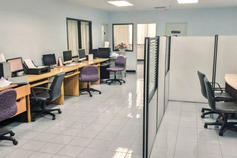 Office à Bang Na, Bangkok, Thaïlande 251.43 m2 № 116972 - photo 10