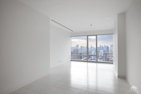 Condo in Bangkok, Thailand, 2 bedrooms  № 180958 - photo 6