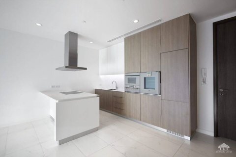 Condo in Bangkok, Thailand, 2 bedrooms  № 180958 - photo 8
