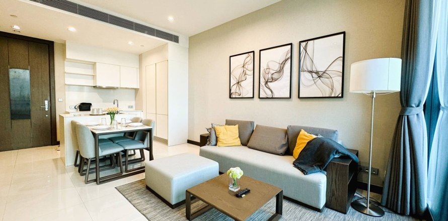 Condo in Bangkok, Thailand, 2 bedrooms  № 180384