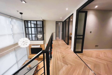 Penthouse in Bangkok, Thailand 4 bedrooms № 180383 - photo 15