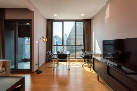 Studio dans le Condo à Watthana, Bangkok, Thaïlande  № 146192